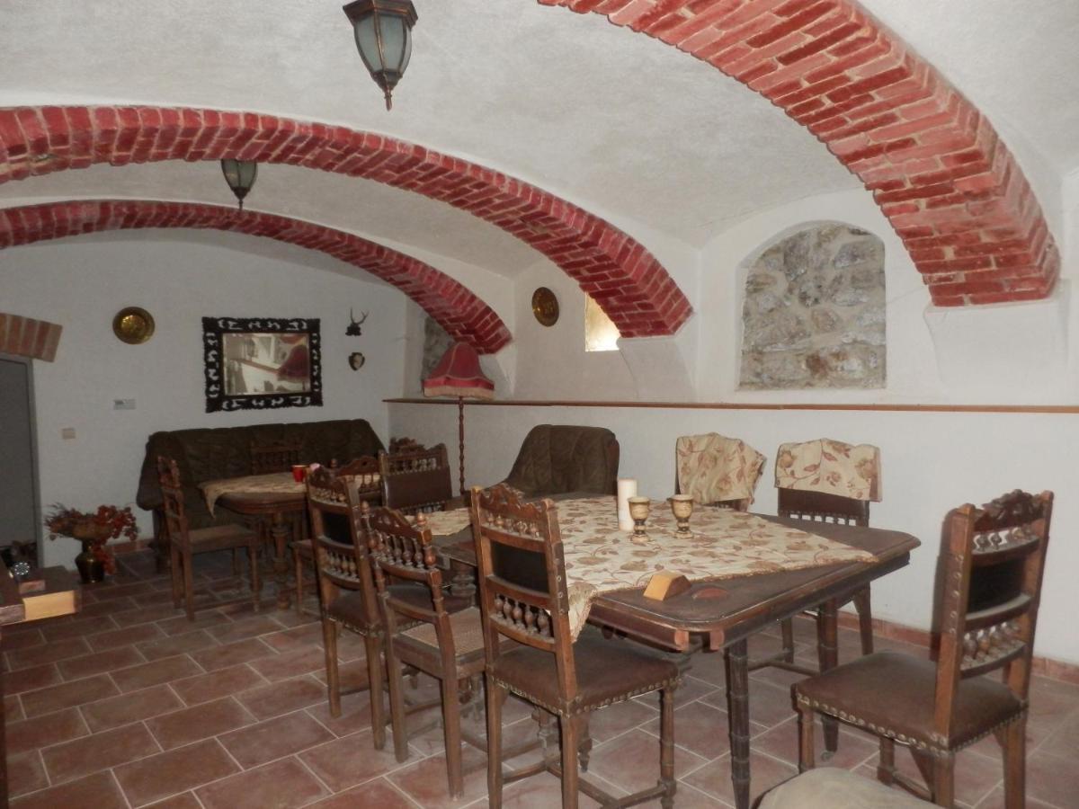 Zamecek Zdiky - Zamecky Apartman Bujanov Bagian luar foto